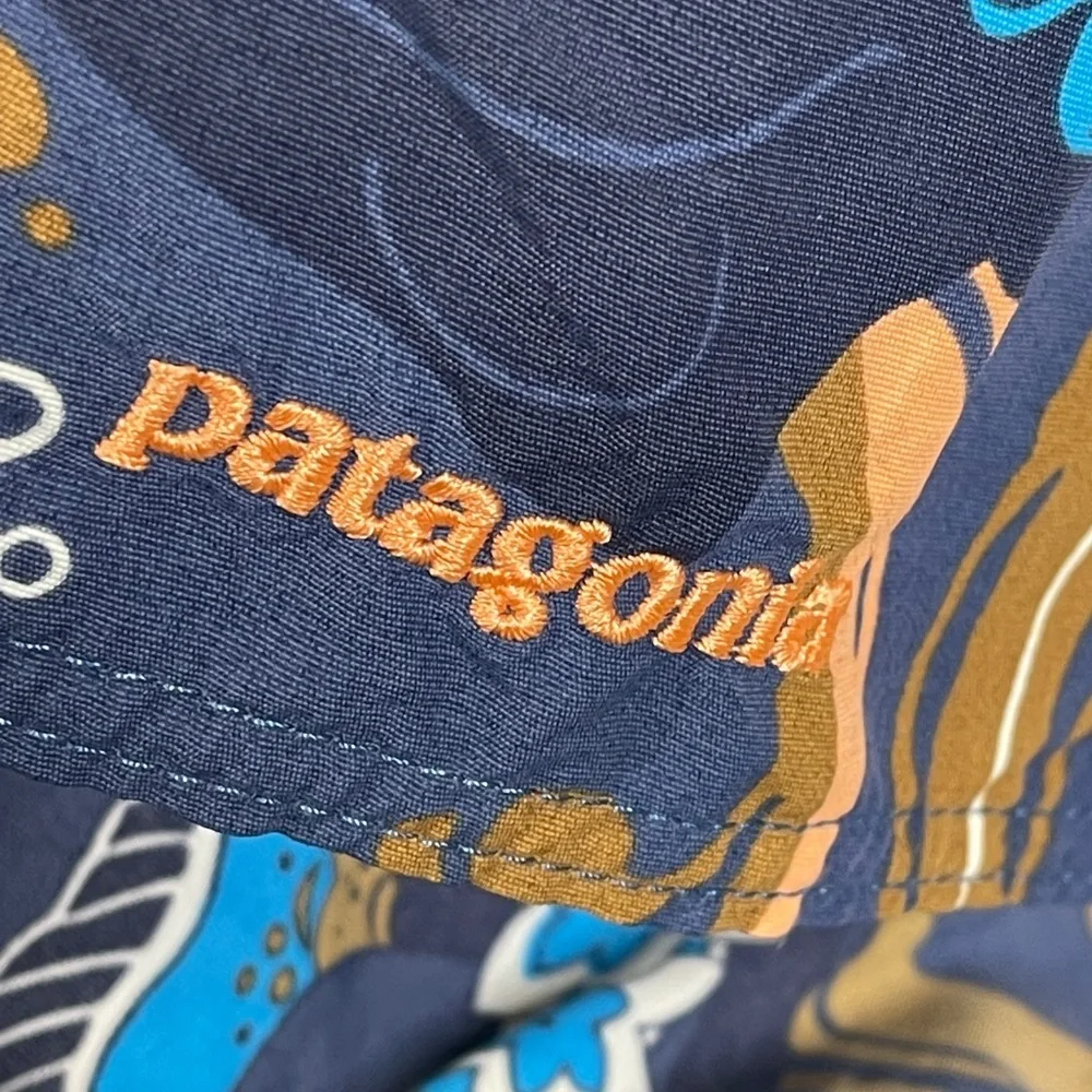 Patagonia Paradise Fish Glass Blue Minimalist Wavefarer Board Shorts Size 38